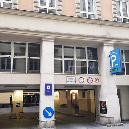 Goldsmith Apartment Будапеща Екстериор снимка