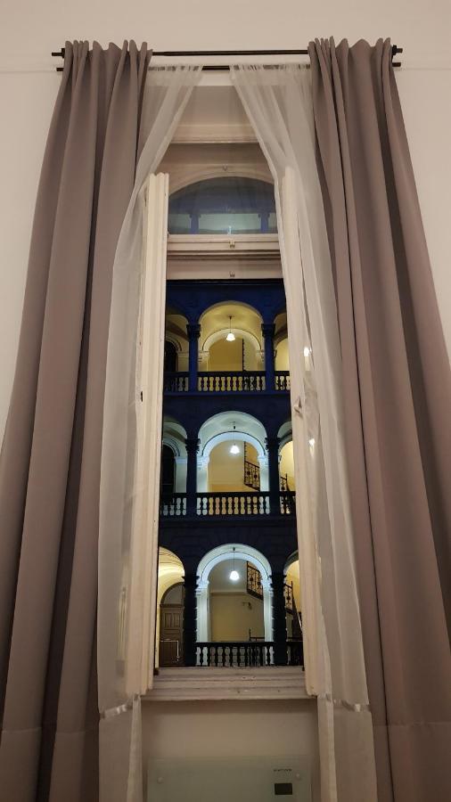Goldsmith Apartment Будапеща Екстериор снимка