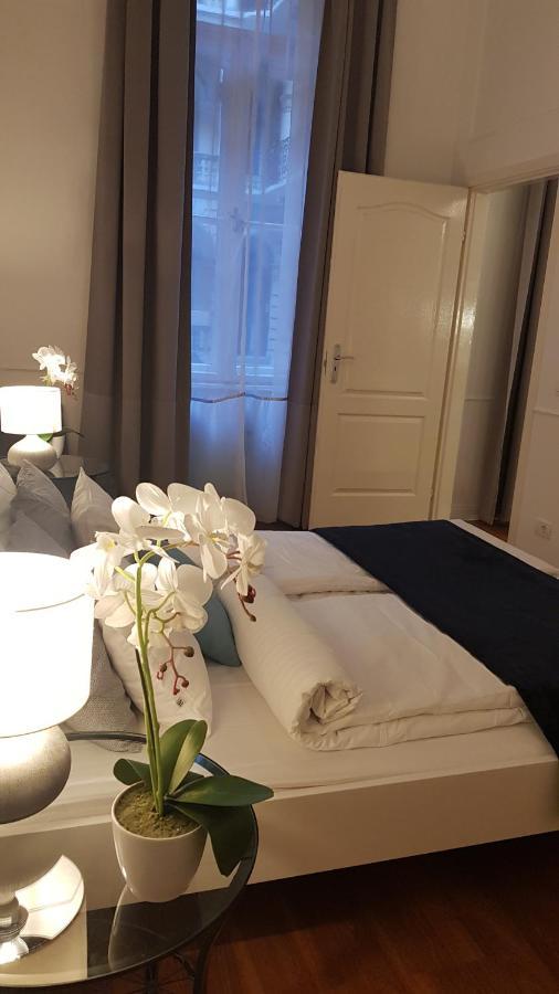 Goldsmith Apartment Будапеща Екстериор снимка